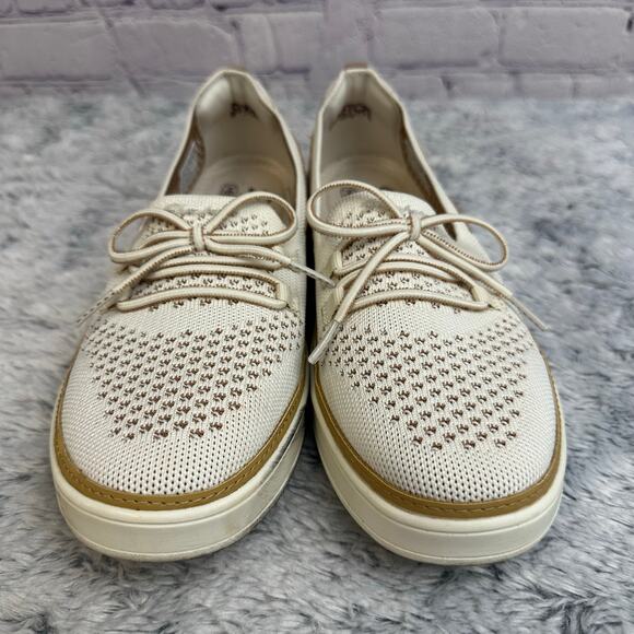 Skechers Coastal Drive Slip On Shoes Cream Off White Size 9 Casual - Picture 3 of 8